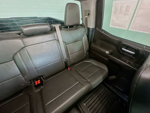 Used 2021 GMC Sierra 1500 4x4 Crew Cab w/ Sierra Value Package image 14