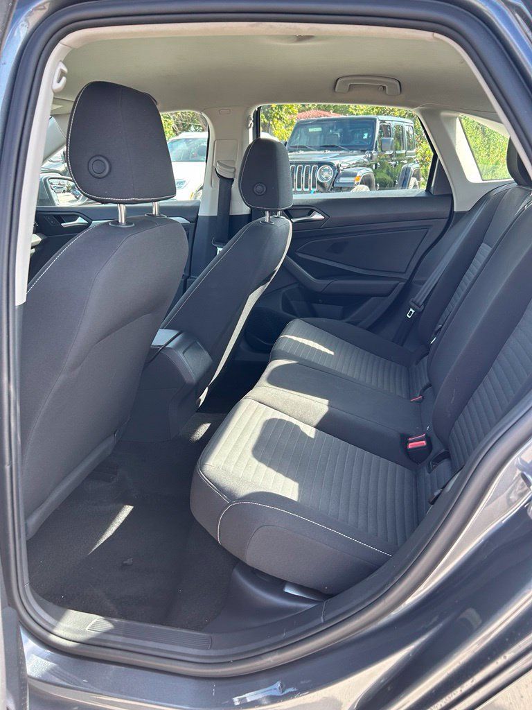Used 2025 Volkswagen Jetta S FWD image 15