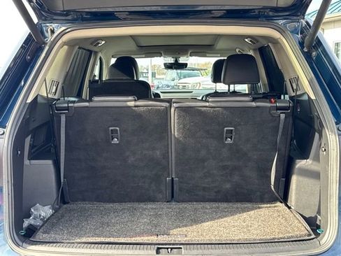 Used 2021 Volkswagen Atlas SE w/ Panoramic Sunroof Package image 11