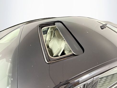 Used 2020 Ford Fusion SE image 14