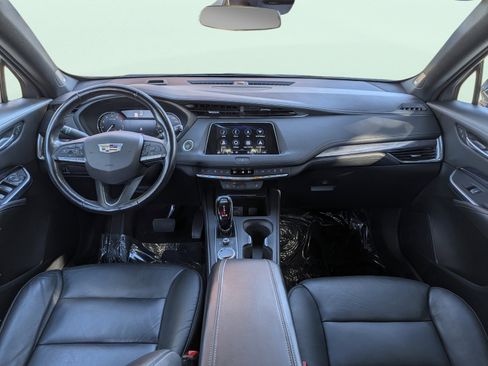 Used 2023 Cadillac XT4 Luxury w/ Cold Weather Package image 52