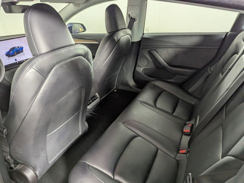 Used 2023 Tesla Model 3 Standard Range image 23