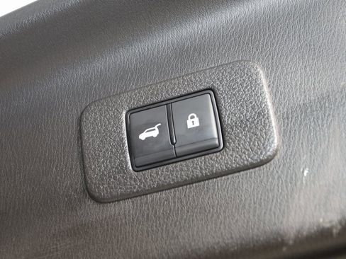 Used 2024 Nissan Armada Platinum w/ Captain's Chairs Package image 55