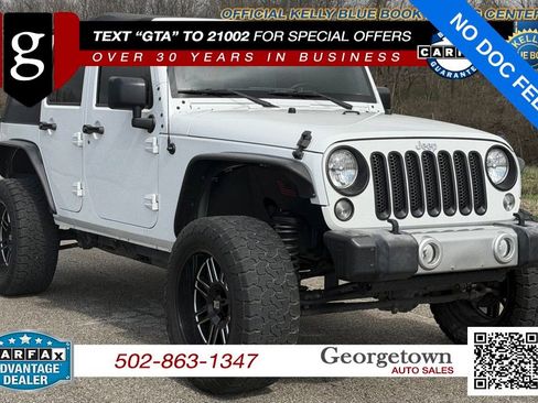 Used 2016 Jeep Wrangler Unlimited Sahara w/ Connectivity Group AWD/4WD image 27