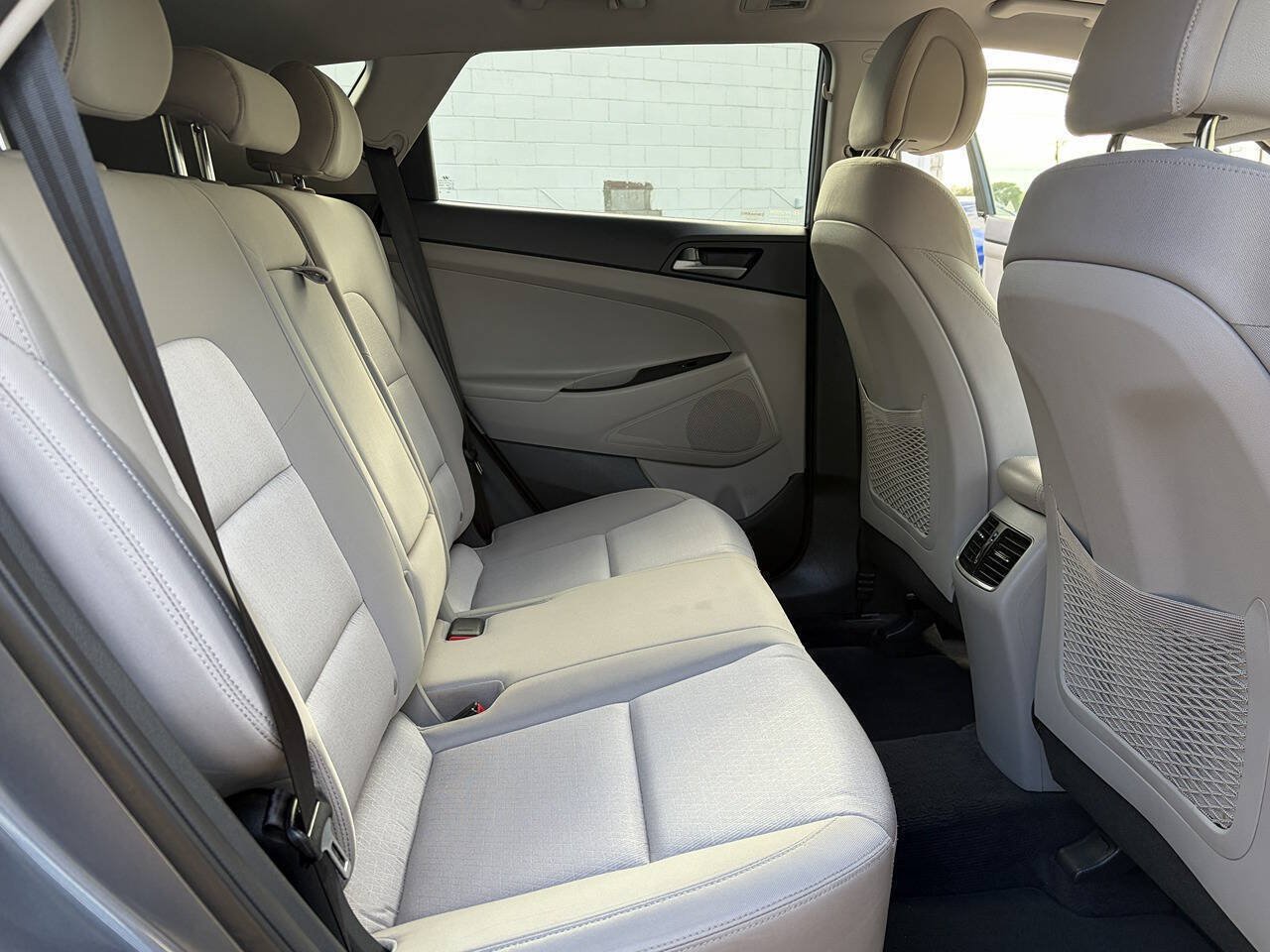 Used 2018 Hyundai Tucson Value w/ Cargo Package FWD image 17