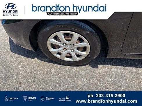 Used 2014 Hyundai Accent GS FWD image 29