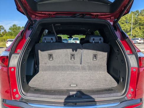 Used 2024 Buick Enclave Premium image 31