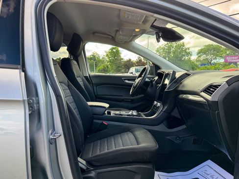 Used 2024 Ford Edge SE AWD/4WD image 12