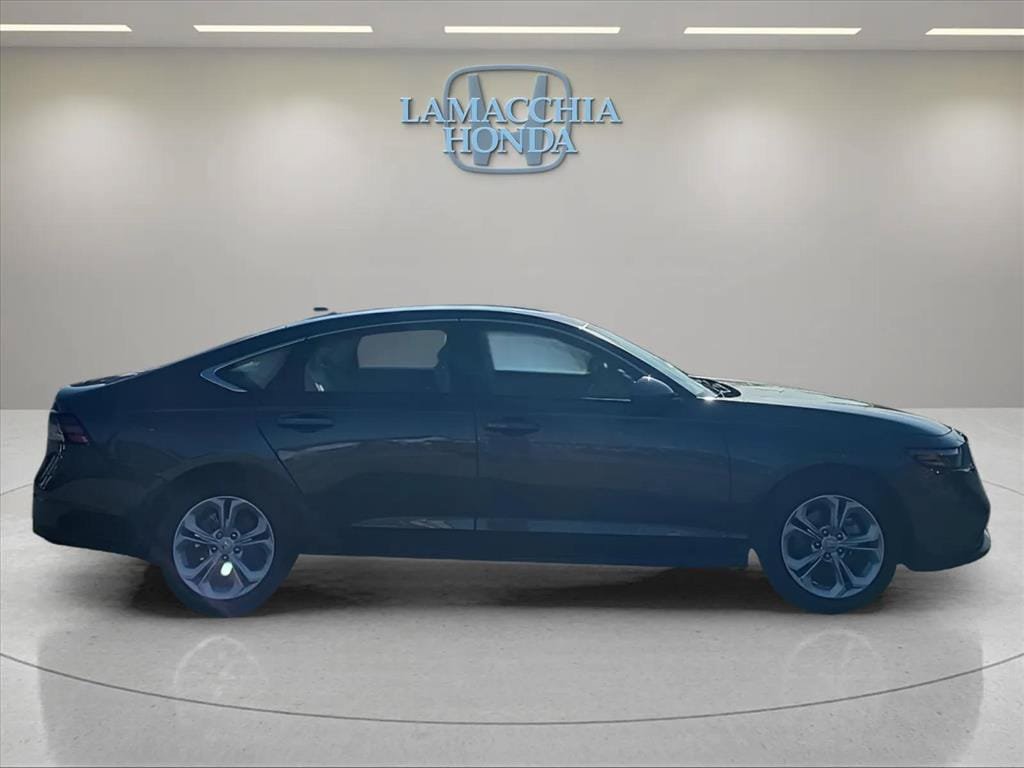 Used 2025 Honda Accord LX image 6