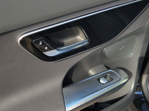 Certified 2026 Mercedes-Benz C 300 Sedan image 10