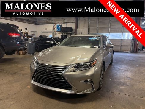 Used 2017 Lexus ES 350 image 1
