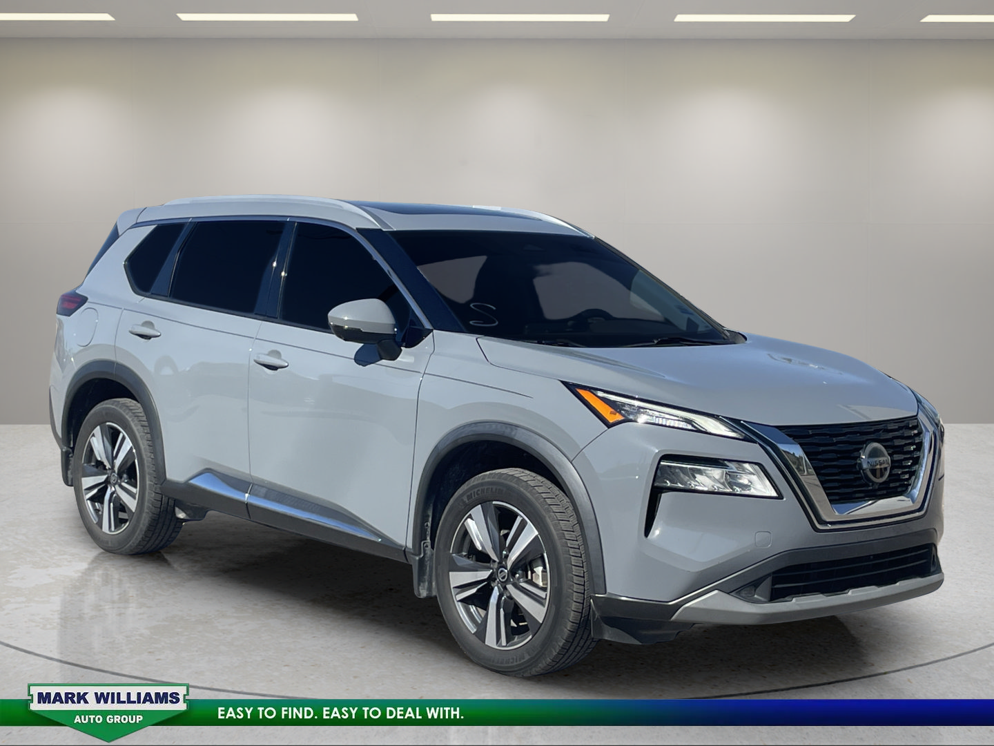 Used 2021 Nissan Rogue SL FWD image 1