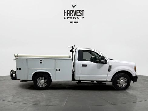 Used 2019 Ford F250 XL w/ Power Equipment Group RWD image 8