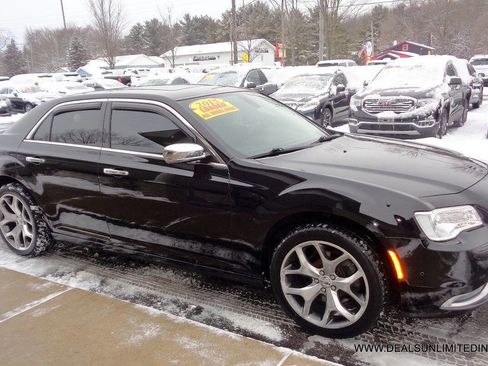 Used 2015 Chrysler 300 C w/ Light Group image 2