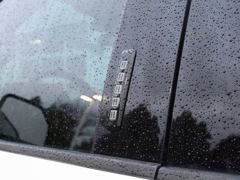 Used 2022 Ford F350 XLT w/ XLT Premium Package image 11