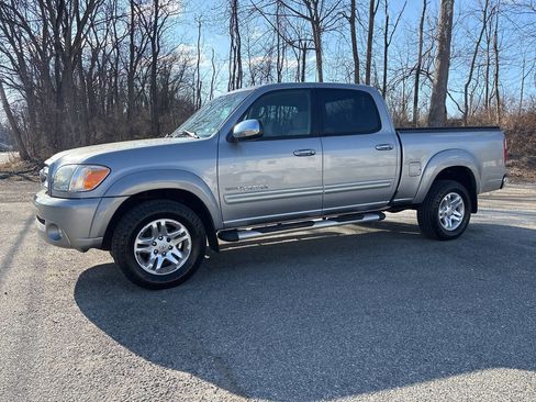 Used 2005 Toyota Tundra SR5 image 2