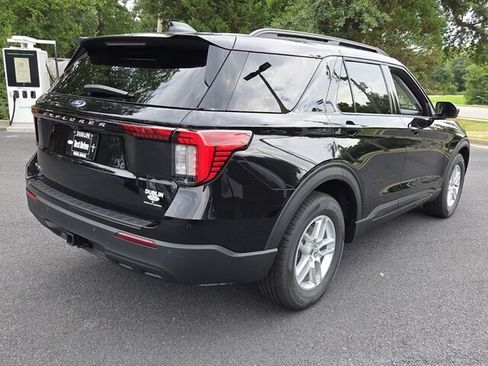 New 2026 Ford Explorer Active RWD image 15