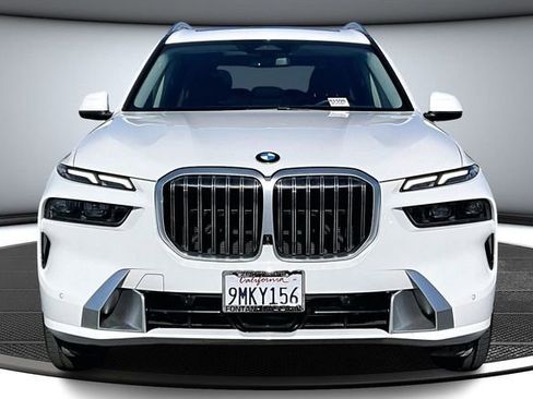 Used 2024 BMW X7 xDrive40i image 2