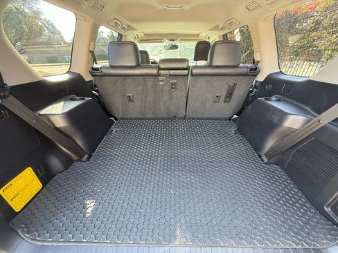 Used 2014 Lexus GX 460 Sport Utility w/ Premium Package image 10