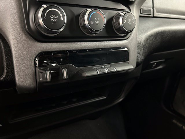 Used 2024 RAM 2500 Big Horn AWD/4WD image 20