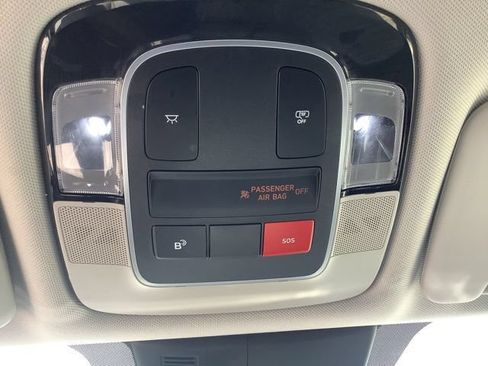 Certified 2025 Hyundai Tucson SE FWD image 36