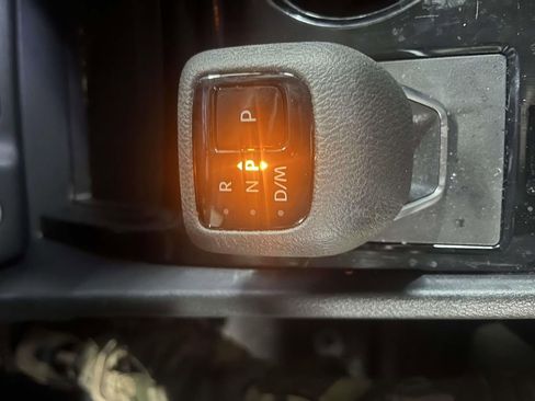 Used 2023 Nissan Rogue SV AWD/4WD image 20
