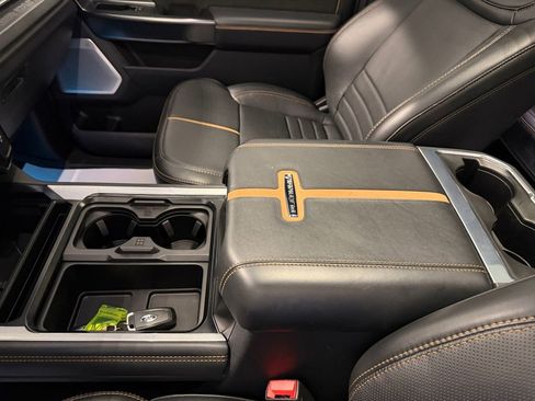 Used 2023 Ford F350 Platinum image 23