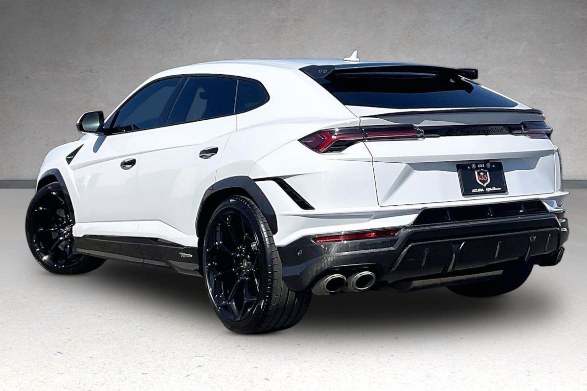 Used 2023 Lamborghini Urus Performante AWD/4WD image 33