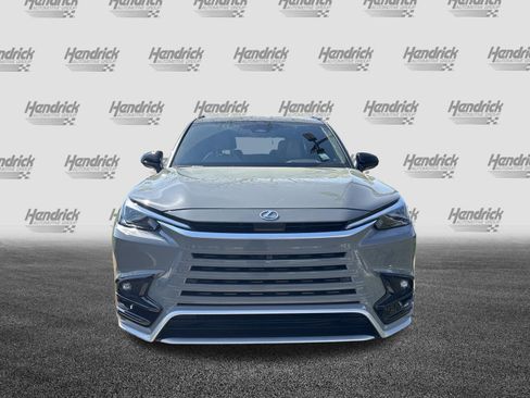 Certified 2025 Lexus TX 500h AWD image 3