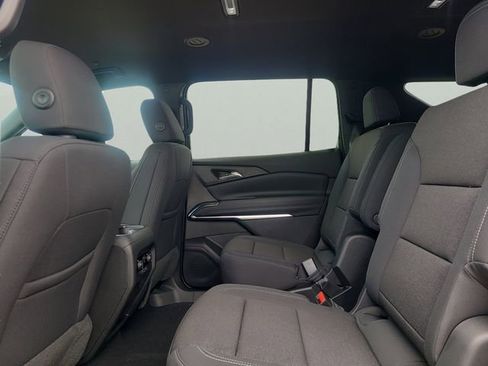 New 2026 Chevrolet Traverse LT image 10