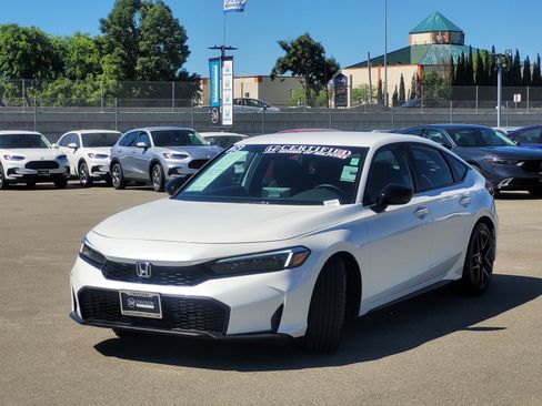 Certified 2025 Honda Civic Sport image 9