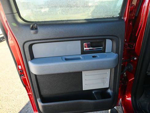 Used 2014 Ford F150 XLT image 22