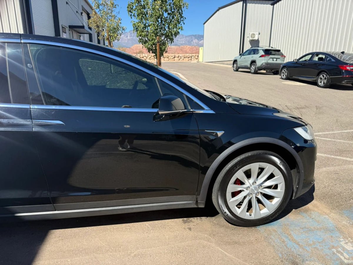 Used 2019 Tesla Model X Performance AWD/4WD image 10