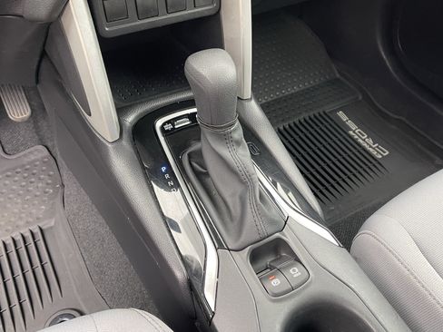 Certified 2025 Toyota Corolla Cross AWD Hybrid image 23