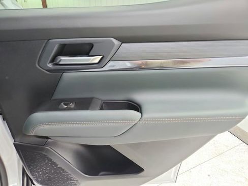 New 2026 GMC Terrain AT4 AWD/4WD image 47