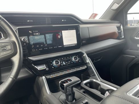 Used 2022 GMC Sierra 1500 Denali image 22