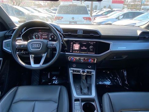 Used 2024 Audi Q3 2.0T Premium Plus image 11