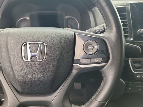 Used 2019 Honda Pilot Touring image 30