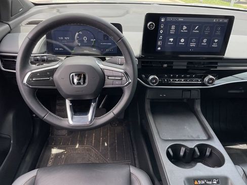Used 2025 Honda Prologue Touring image 12