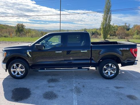 Certified 2022 Ford F150 XLT w/ Equipment Group 302A High image 8