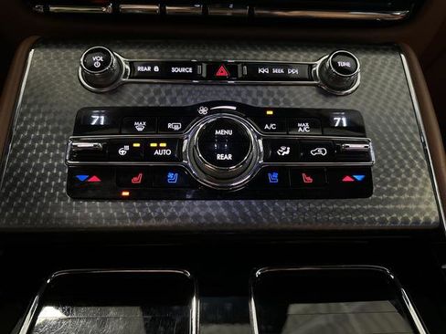 Used 2020 Lincoln Aviator Black Label w/ Dynamic Handling Package image 22