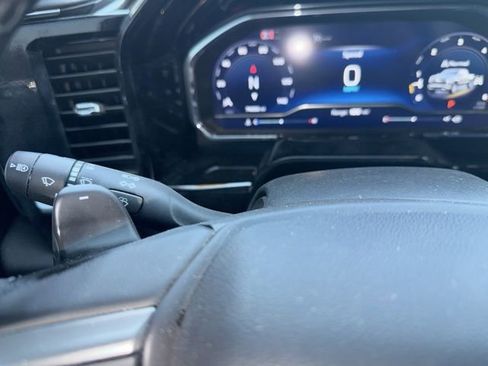 Used 2025 Chevrolet Silverado 1500 LT image 40