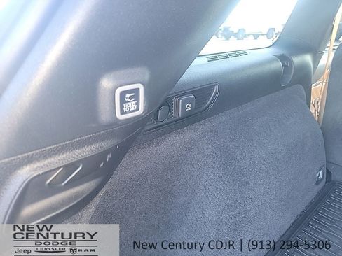 Used 2024 Jeep Grand Cherokee Summit AWD/4WD image 26