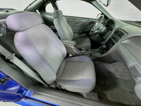 Used 2004 Ford Mustang Coupe RWD image 24