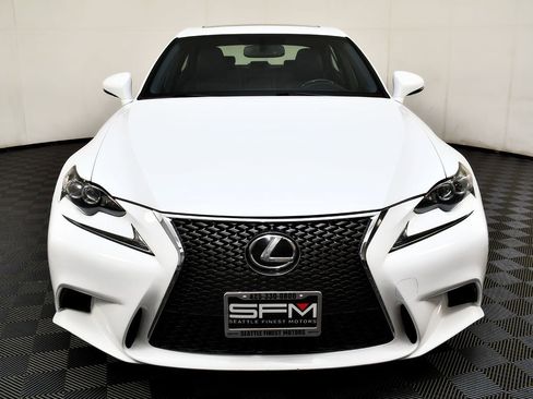 Used 2016 Lexus IS 300 AWD image 4