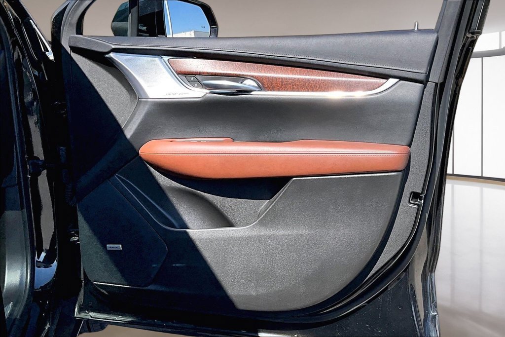Used 2021 Cadillac XT5 Premium Luxury FWD image 19