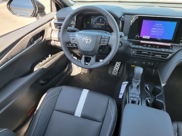 New 2026 Toyota Camry SE FWD image 7