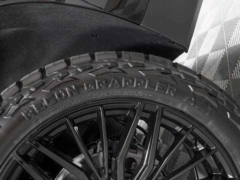 Used 2026 GMC Yukon XL AT4 Ultimate image 39