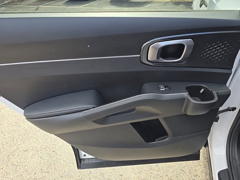 Used 2021 Kia Sorento S AWD/4WD image 27