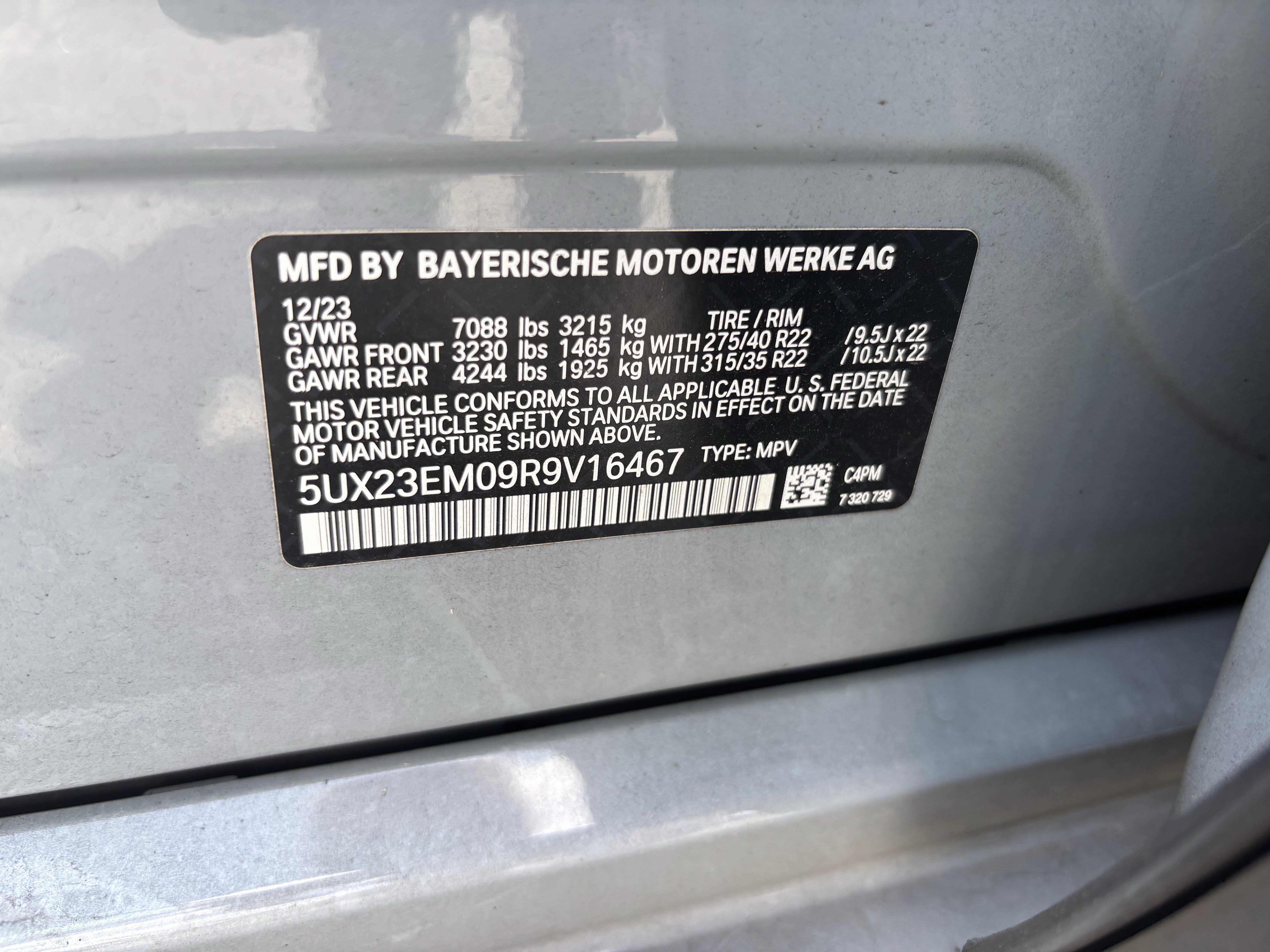 Certified 2024 BMW X7 xDrive40i w/ M Sport Package AWD/4WD image 38